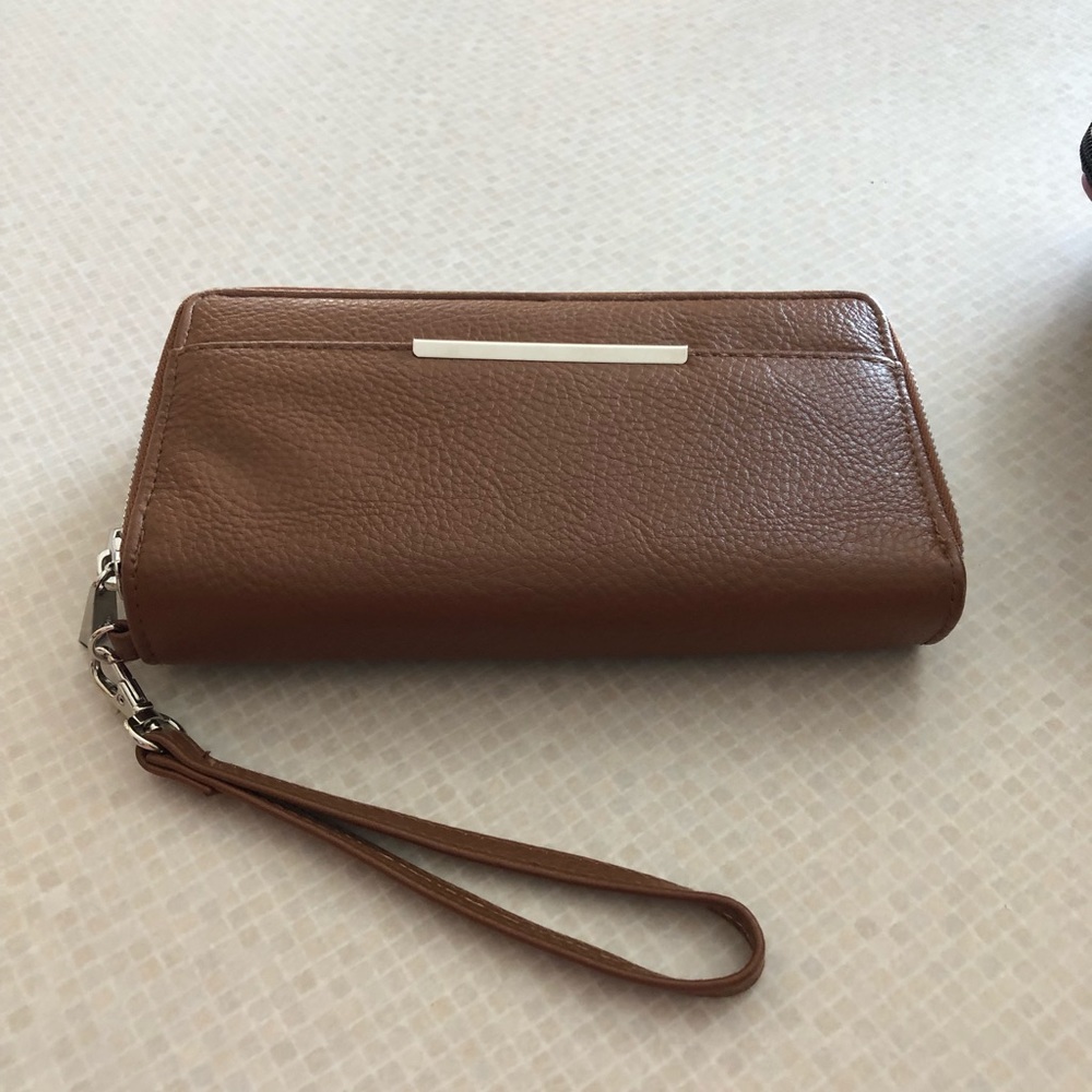 Women’s wallets - Picture 2 of 2